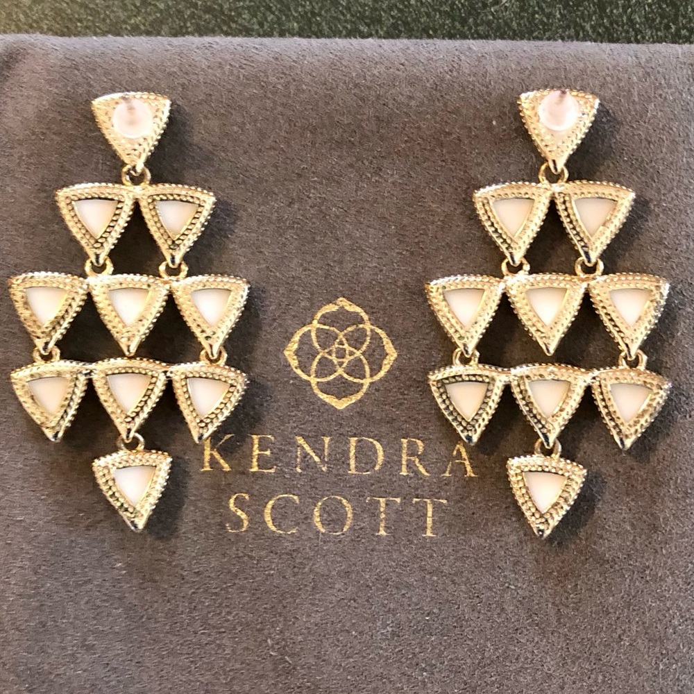 VGUC Kendra Scott Vintage Vale Earrings - Picture 8 of 14